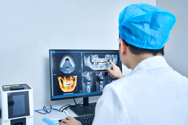 Best Emergency Dental Care for Broken or Chipped Teeth in Sawyerwood, OH