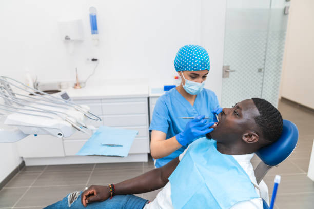 Best Emergency Tooth Extraction in Sawyerwood, OH